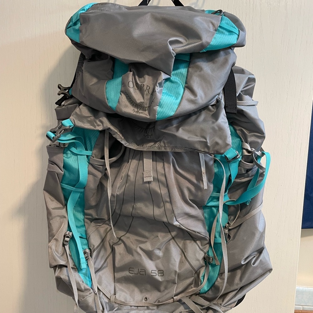 Osprey Women’s Eja 58 Pack - Small - Grey/Teal